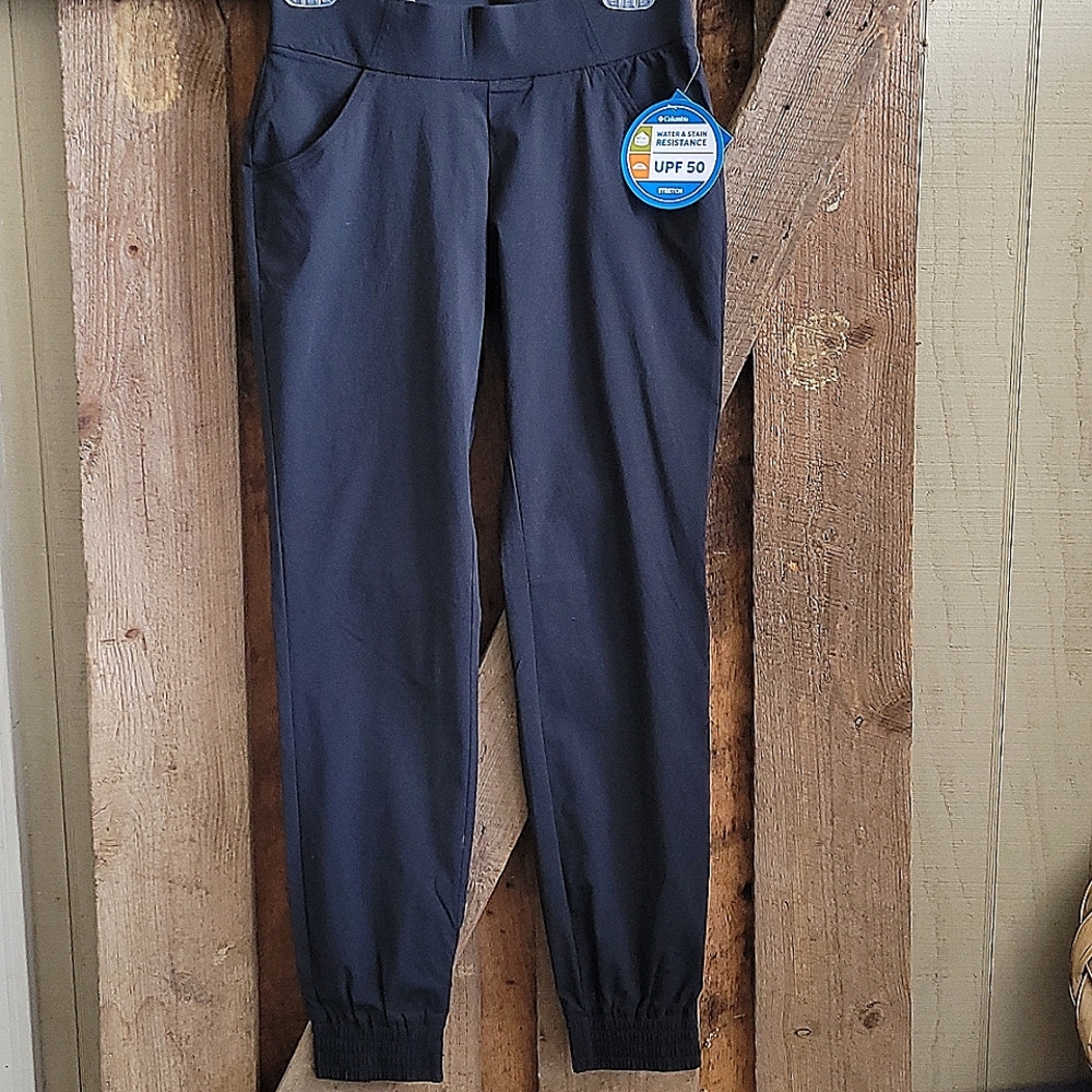 Brand new Columbia joggers. Water & stain resistant.